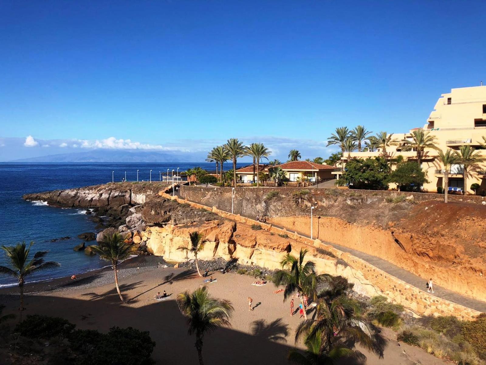 Blue Bay Paradise - Beach Front Apartment With Sea View Playa Paraiso  Zewnętrze zdjęcie