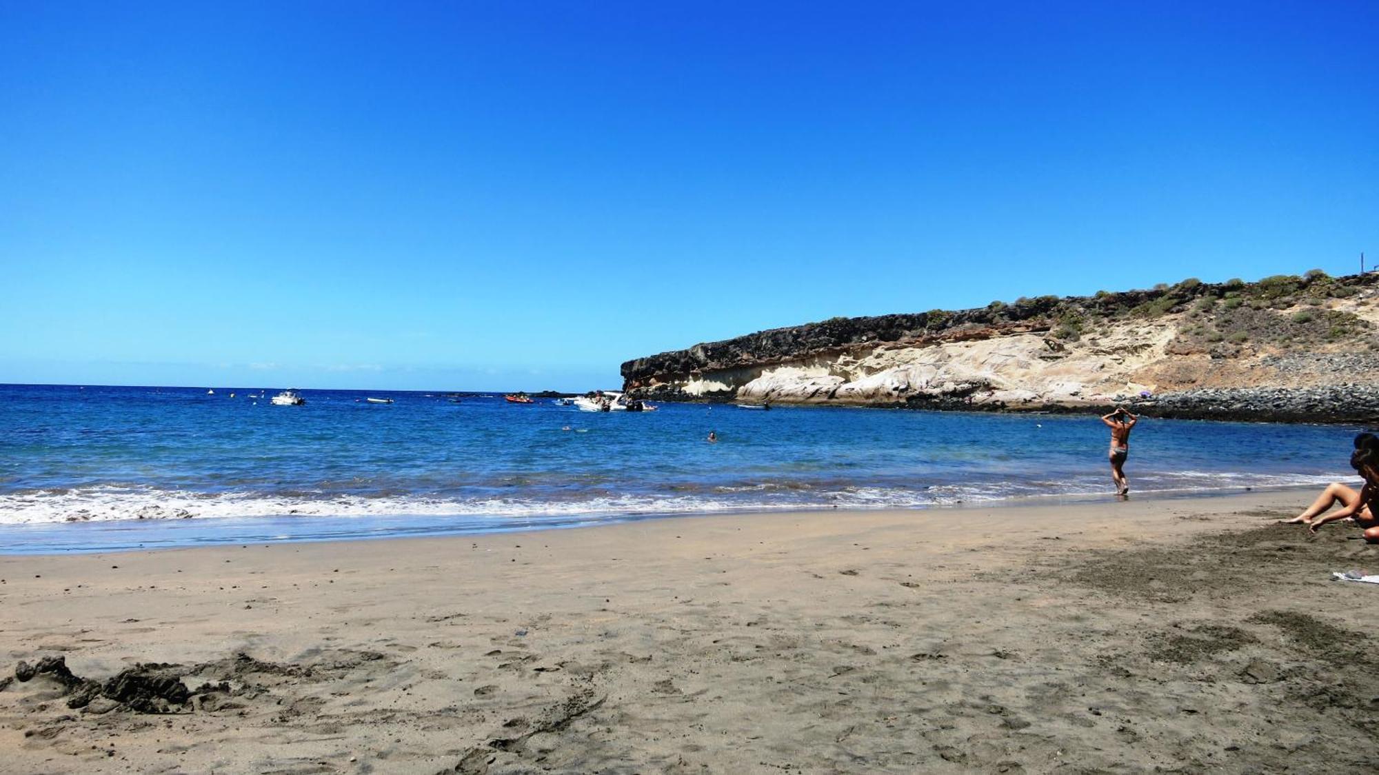 Blue Bay Paradise - Beach Front Apartment With Sea View Playa Paraiso  Zewnętrze zdjęcie