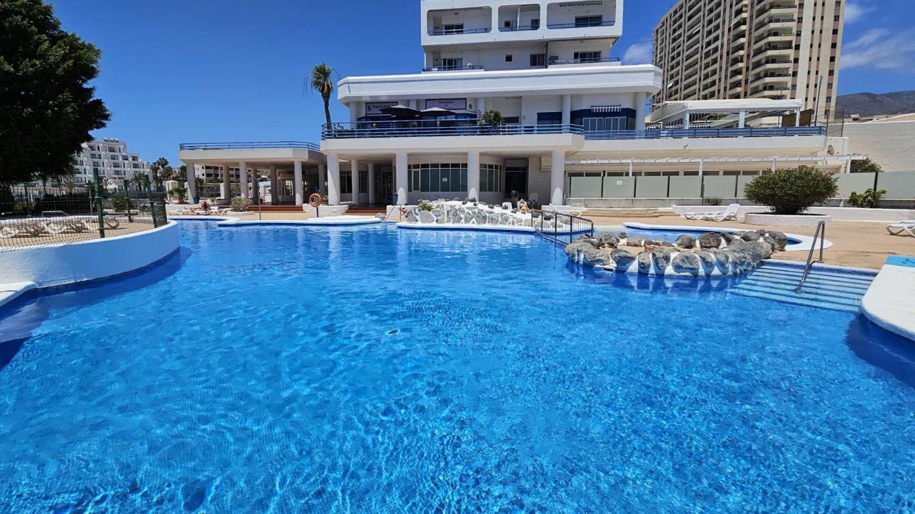 Blue Bay Paradise - Beach Front Apartment With Sea View Playa Paraiso  Zewnętrze zdjęcie