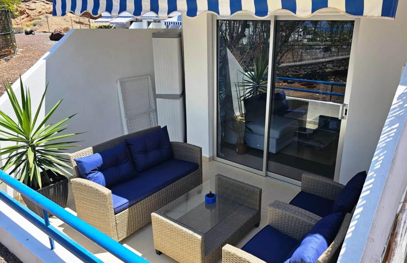 Blue Bay Paradise - Beach Front Apartment With Sea View Playa Paraiso  Zewnętrze zdjęcie